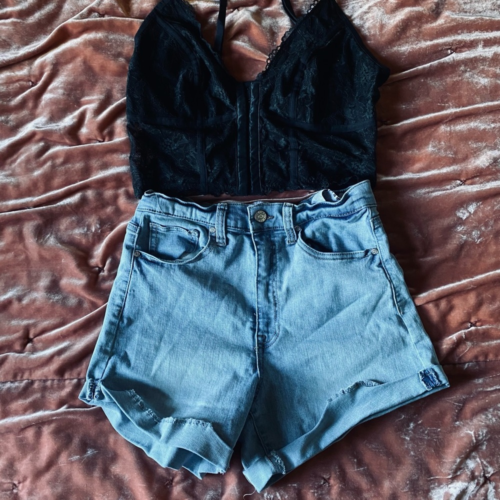 Bundle of shorts and two summery tops! Jeans size 27, tops small and medium